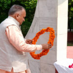 Sonipat: Martyrs honored on Kargil Vijay Diwas; message of tree plantation conveyed.