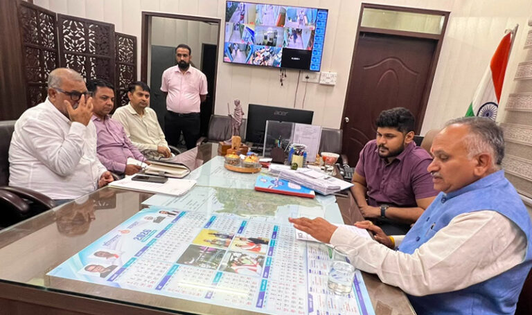 Mayor Rajiv Jain takes a tough stance on contaminated drinking water; instructs officials to ensure immediate resolution and repairs.