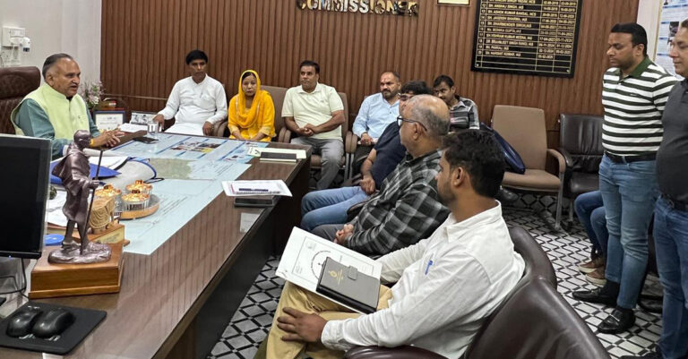 Sonipat Mayor Rajiv Jain: Strict action on sewer and contaminated water issues; negligent contractors to face fines.