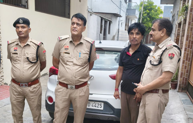 Sonipat Police detained Congress leader Rajesh and District Councilor Sanjay, along with their associates.