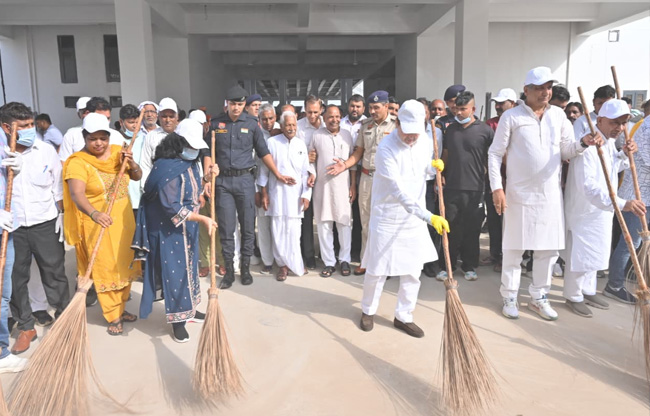 Sonipat Welcomed with cleanliness; Gohana set to emerge on the global map with the hydrogen train – Dr. Arvind Sharma Gjd News (2)