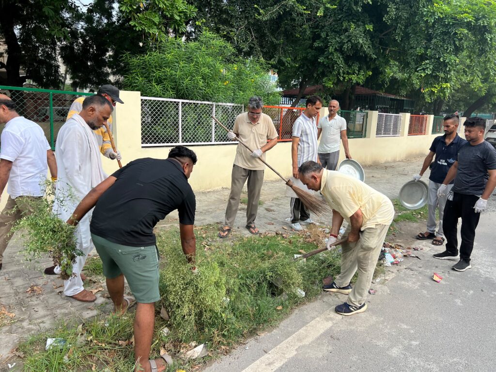 Swachh Prahari campaign started Sonipat will become clean by donating labor every Sunday