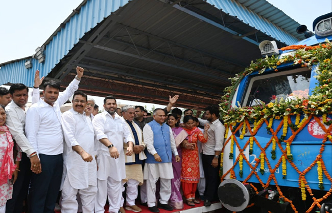 The arrival of the first hydrogen train in Sonipat has given new momentum to green transport Krishan Lal Panwar Gjd News (2)