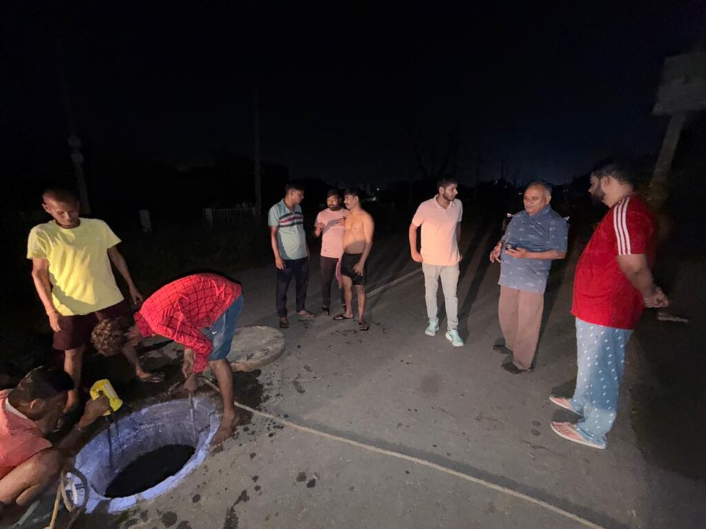 The new sewer line will resolve the problems of waterlogging and clogging.
