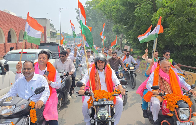Sonipat: A wave of patriotism rises from Agrasen Chowk; the city resonates with the Tiranga Yatra.