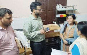 Sonipat: SDM conducts surprise inspection of PHC; dental surgeon found absent.
