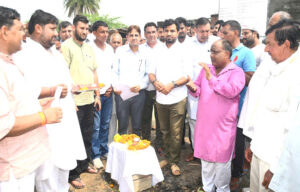 Sonipat: MLA inaugurates work on the 18-foot-wide Datauli-Budhanpur road.