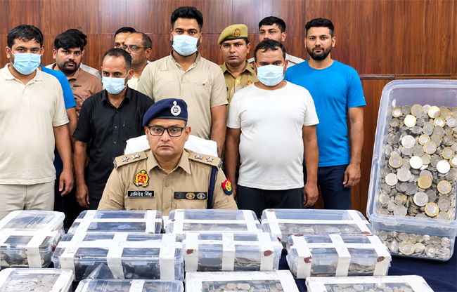 Sonipat: Fake coin manufacturing factory busted in Barhi Industrial Area; five arrested.