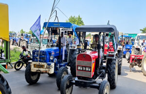 Farmers' tractor rally in Sonipat; demand for sugarcane price of ₹600.