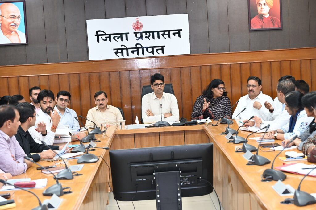 Sonipat: Nodal officer issues instructions to officials regarding 'Seva Sankalp' preparations.