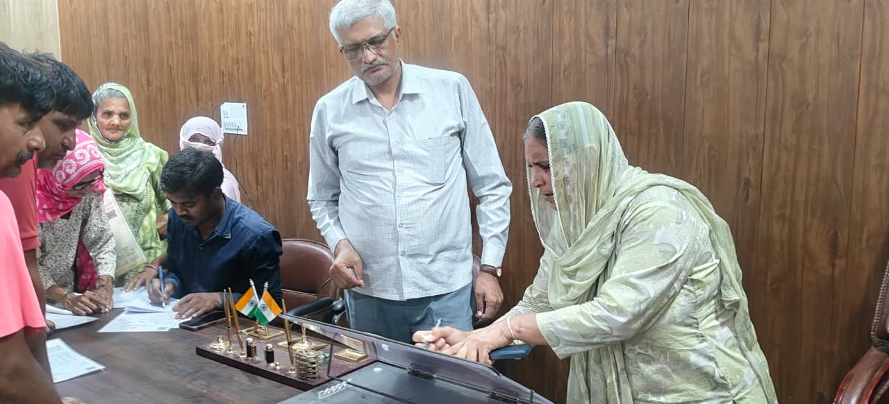 Ensuring the benefits of government schemes reach every eligible person is a priority: Saroj Bala