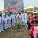 Sonipat: MLA Krishna Gehlawat conveys a message of cleanliness and tree plantation.